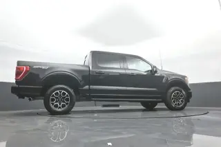 Ford F-150 2023 4x4 XLT 4dr SuperCrew 5.5 ft. SB