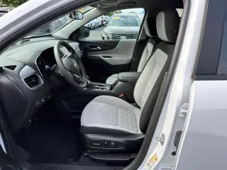 Chevrolet Equinox 2023 4x4 LS 4dr SUV w/1LS