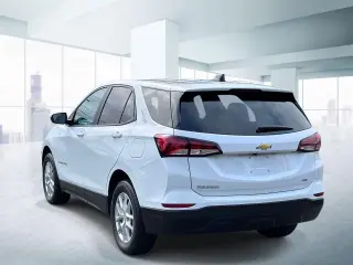 Chevrolet Equinox 2023 4x4 LS 4dr SUV w/1LS