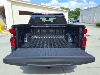Chevrolet Silverado 1500 2026 4x2 LT 4 puertas Cabina Crew 6.6 pies. SB