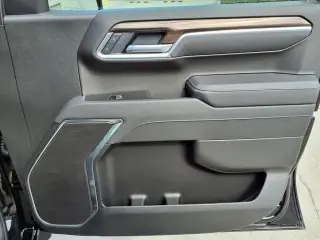 Chevrolet Silverado 1500 2026 4x2 LT 4 puertas Cabina Crew 6.6 pies. SB