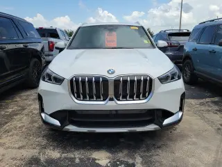 Vehículo de Actividad Deportiva BMW X1 2025 AWD xDrive28i 4 puertas