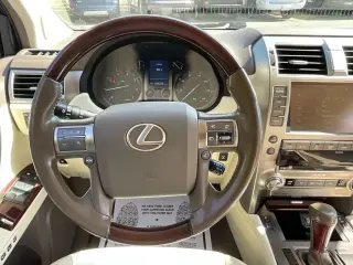 Lexus GX 460 2017 AWD 4dr SUV