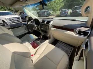 Lexus GX 460 2017 AWD 4dr SUV