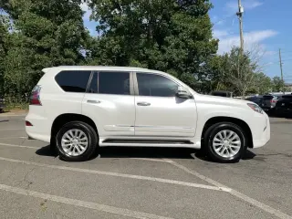 Lexus GX 460 2017 AWD 4dr SUV