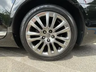 Lexus LS 460 2015 4dr Sedan