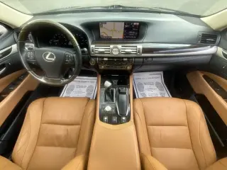 Lexus LS 460 2015 4dr Sedan
