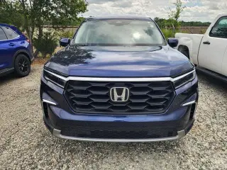 Honda Pilot 2023 EX-L 4dr SUV w/Rear Captain's Chairs