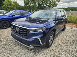 Honda Pilot 2023 EX-L 4dr SUV w/Rear Captain's Chairs