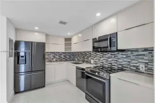 Propiedad en alquiler con 2 dormitorios y 2 baños en Sunny Isles Beach
