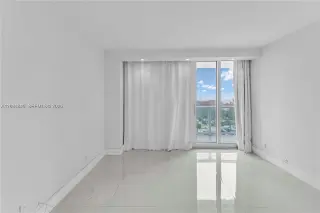 Propiedad en alquiler con 2 dormitorios y 2 baños en Sunny Isles Beach