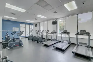 Propiedad en alquiler con 2 dormitorios y 2 baños en Sunny Isles Beach