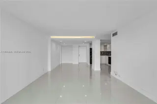 Propiedad en alquiler con 2 dormitorios y 2 baños en Sunny Isles Beach