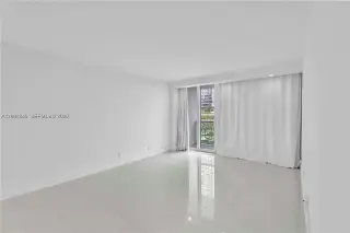 Propiedad en alquiler con 2 dormitorios y 2 baños en Sunny Isles Beach