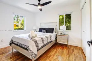Propiedad en alquiler con 3 dormitorios y 2 baños en Miami.