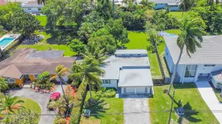Propiedad en alquiler con 3 dormitorios y 2 baños en Miami.