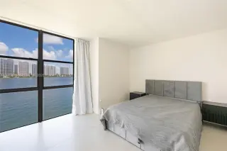 Propiedad en alquiler con 2 dormitorios y 2 baños en Sunny Isles Beach