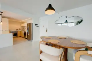 Propiedad en alquiler con 2 dormitorios y 2 baños en Sunny Isles Beach