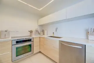 Propiedad en alquiler con 2 dormitorios y 2 baños en Sunny Isles Beach
