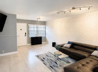 Propiedad en alquiler con 3 dormitorios y 2.5 baños en Miami