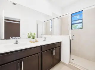 Propiedad en alquiler con 4 dormitorios y 3.5 baños en Miami.