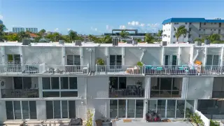 Propiedad en alquiler con 2 dormitorios y 2.5 baños en North Miami Beach