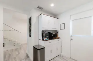 Propiedad en alquiler con 2 dormitorios y 2.5 baños en North Miami Beach