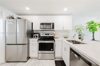 Propiedad en alquiler con 2 dormitorios y 2.5 baños en North Miami Beach