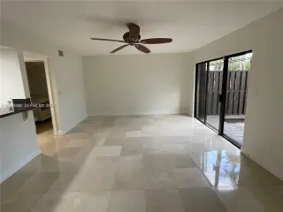 Propiedad en alquiler con 3 habitaciones y 2 baños en North Miami Beach