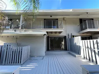 Propiedad en alquiler con 3 habitaciones y 2 baños en North Miami Beach