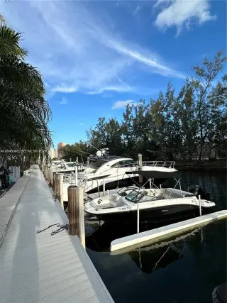 Propiedad en alquiler con 3 habitaciones y 2 baños en North Miami Beach