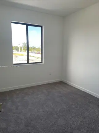Propiedad en alquiler con 3 dormitorios y 2.5 baños en Miami