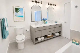 Propiedad en alquiler con 2 dormitorios y 2 baños en Sunny Isles Beach