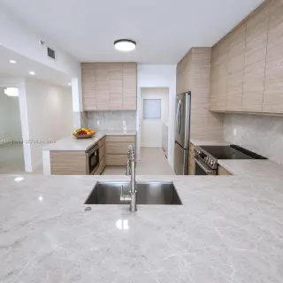 Propiedad en alquiler con 2 dormitorios y 2 baños en Sunny Isles Beach