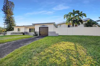 Propiedad en alquiler con 3 dormitorios y 2 baños en North Miami Beach