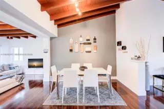 Propiedad en alquiler con 3 dormitorios y 2 baños en North Miami Beach