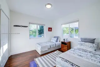 Propiedad en alquiler con 3 dormitorios y 2 baños en North Miami Beach