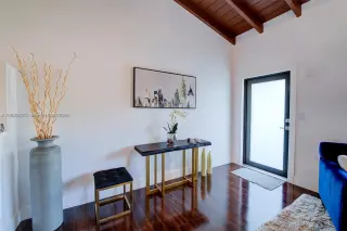 Propiedad en alquiler con 3 dormitorios y 2 baños en North Miami Beach