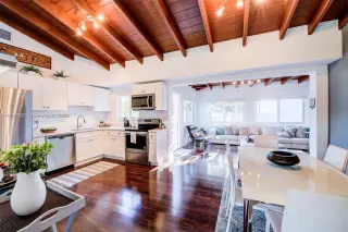 Propiedad en alquiler con 3 dormitorios y 2 baños en North Miami Beach