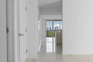 Propiedad en alquiler con 2 dormitorios y 2 baños en North Miami Beach.