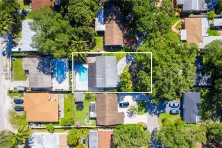 Propiedad en alquiler con 3 dormitorios y 2 baños en Miami
