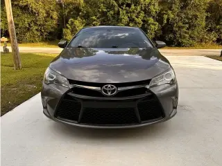 2016 TOYOTA CAMRY SE