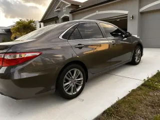 2016 TOYOTA CAMRY SE