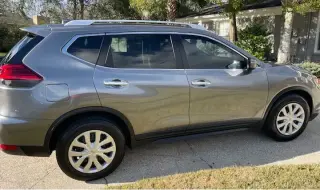 2017 Nissan rogue S