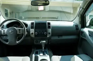 2012 Nissan Frontier SL 4D V6