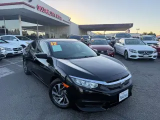 Honda Civic 2017 LX 4dr Sedan CVT