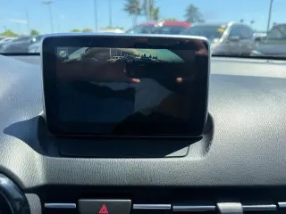 Toyota Yaris iA 2017 4dr Sedan 6A