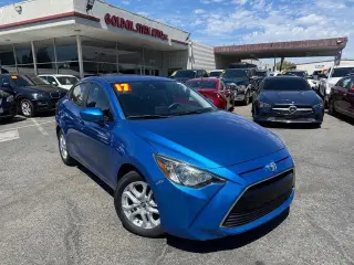 Toyota Yaris iA 2017 4dr Sedan 6A
