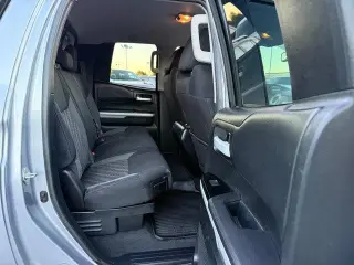 Toyota Tundra 2018 4x4 SR5 4dr Double Cab Pickup SB (5.7L V8)