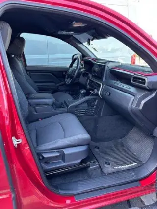 Toyota Tacoma 2025 4x2 SR 2dr XtraCab 6.1 ft LB